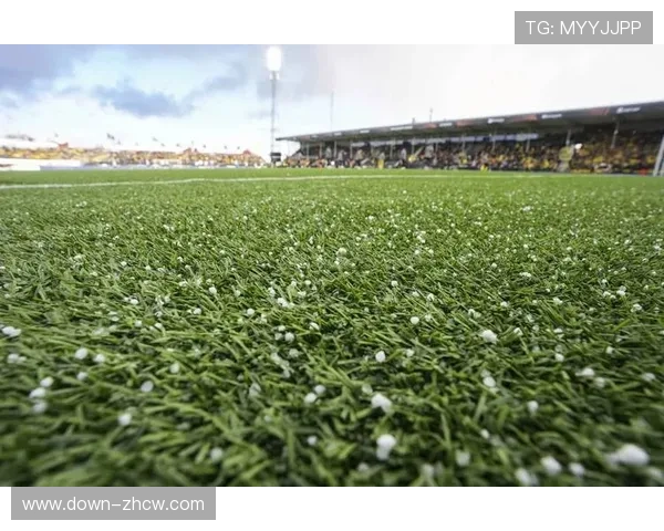 博德闪耀人工草皮主场对比赛结果影响分析：极寒气候与独特场地的三重物理武器